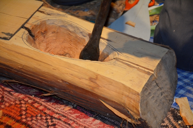 Unutulmaya yüz tutmuş Yörük çalgısı "cura"yı yaşatmak için çabalıyor